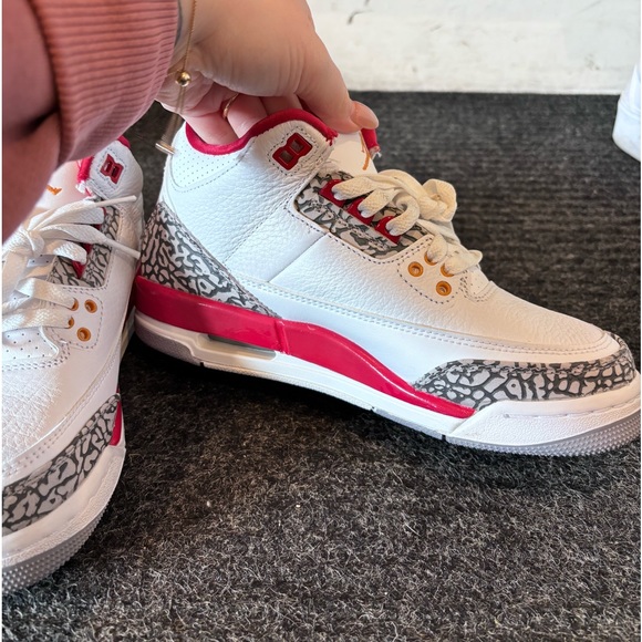 Cardinal red air jordan 3 - Picture 4 of 7